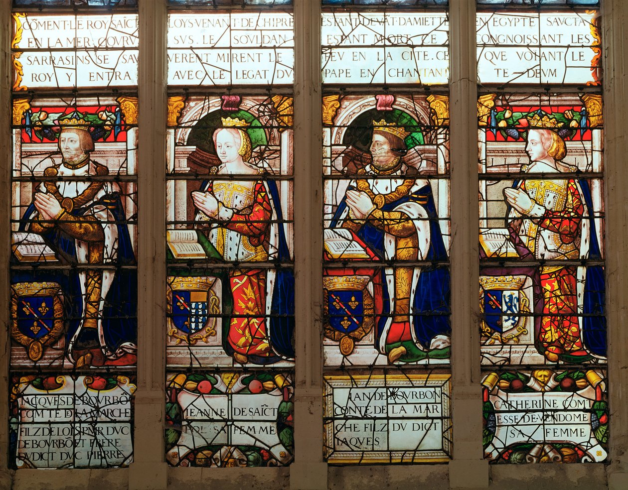 Fönster föreställande Jacques de Bourbon (1315-61) Comte de la Marche, Jeanne de Chatillon-Saint-Pol (d.1371) Jean I de Bourbon (1361-94) och Catherine, Comtesse de Vendome av French School
