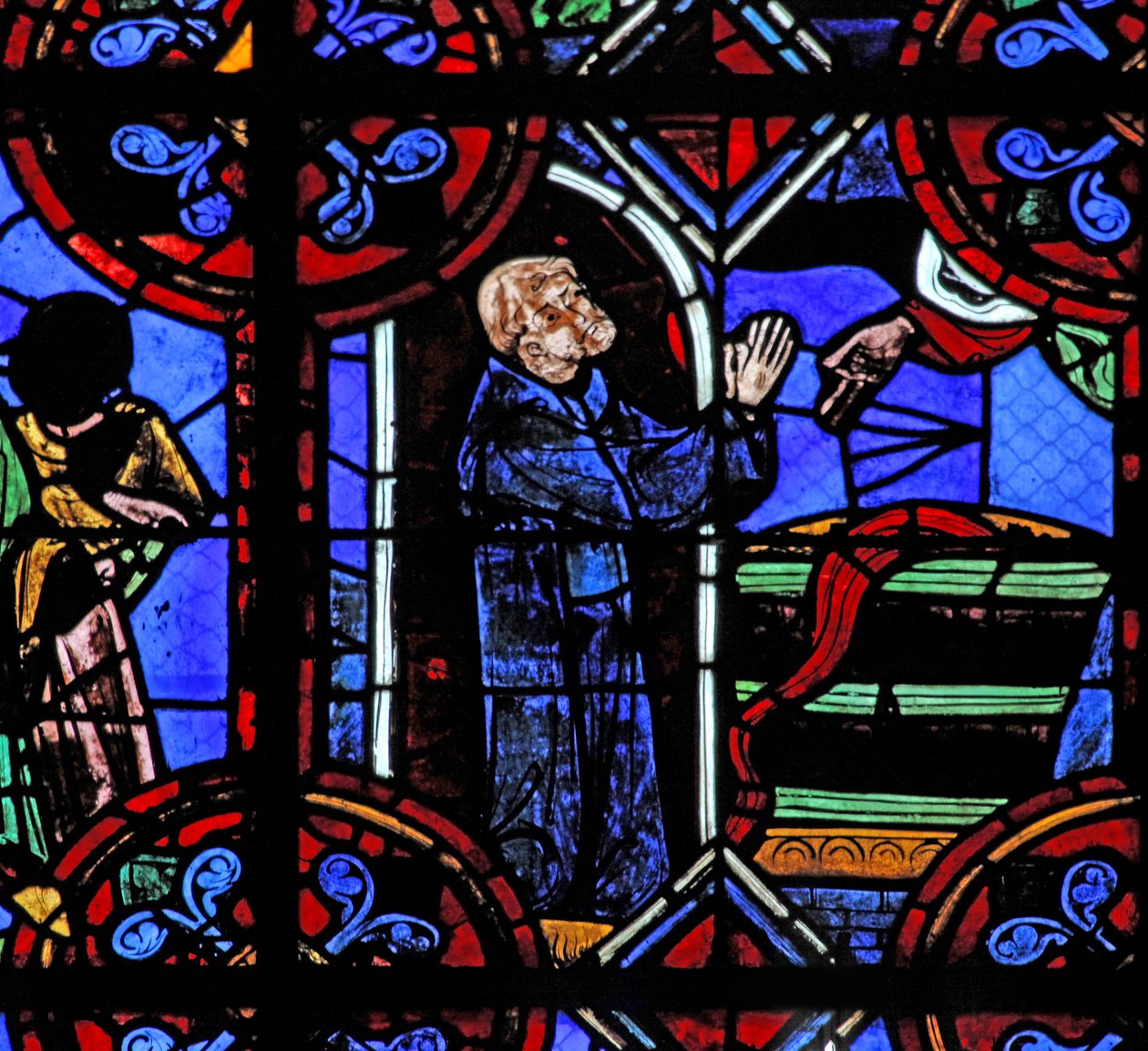 Fönster w06 som visar miraklet med den fulla vintunnan vid grunden av St Juliens kloster av French School