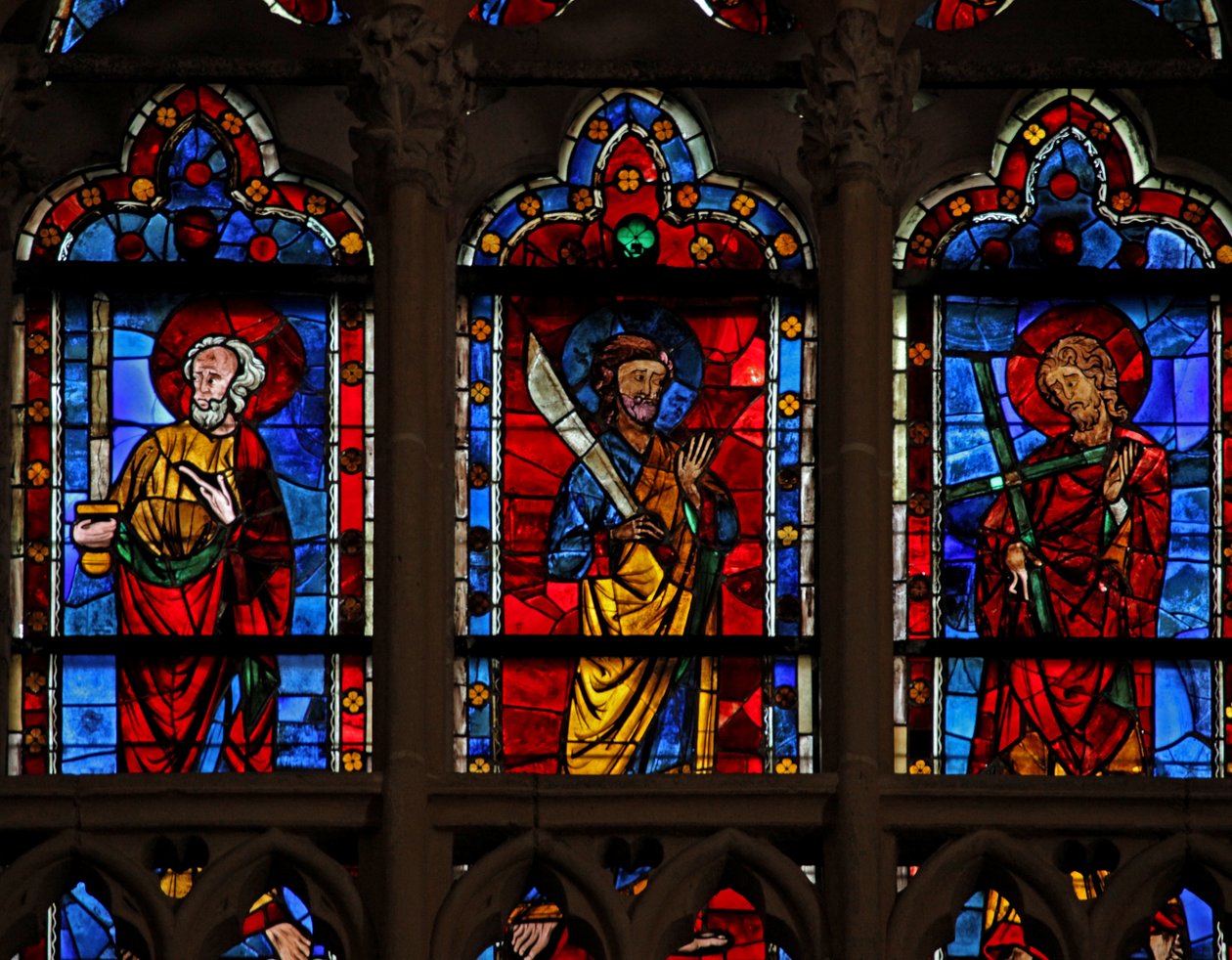 Fönster w102 föreställande St Matthias, St Bartholomew och St Andrew av French School