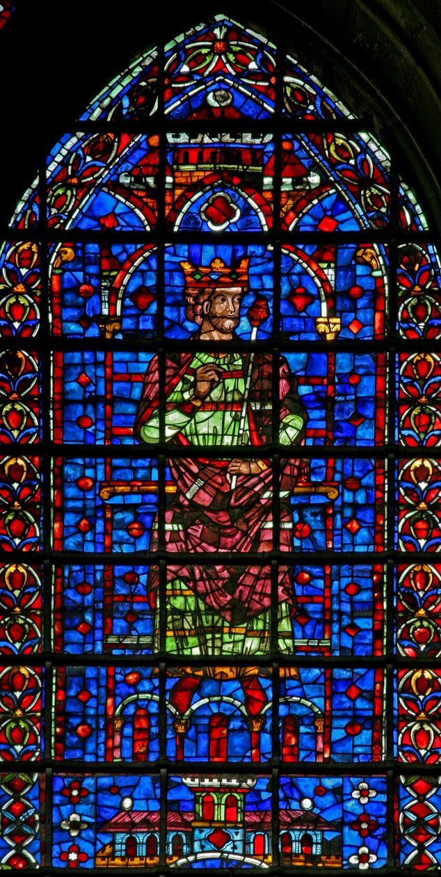 Fönster w127 (övre figur) föreställande en kung av French School
