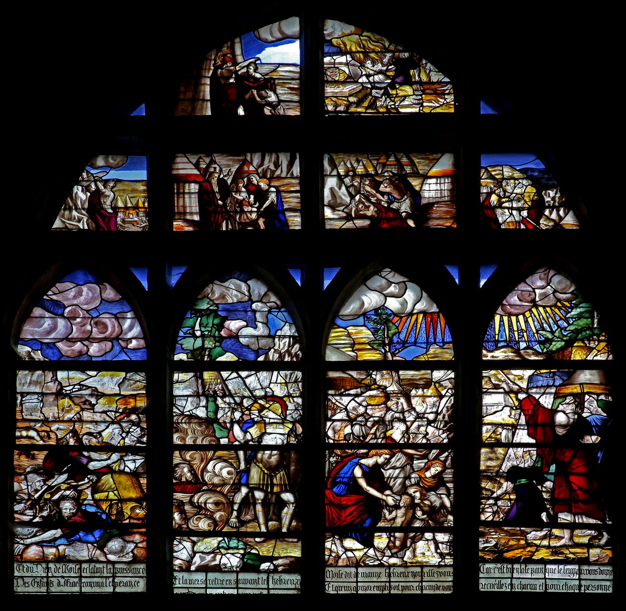 Fönster w128 som visar scener från Moses historia; korsar Röda havet; samla manna av French School