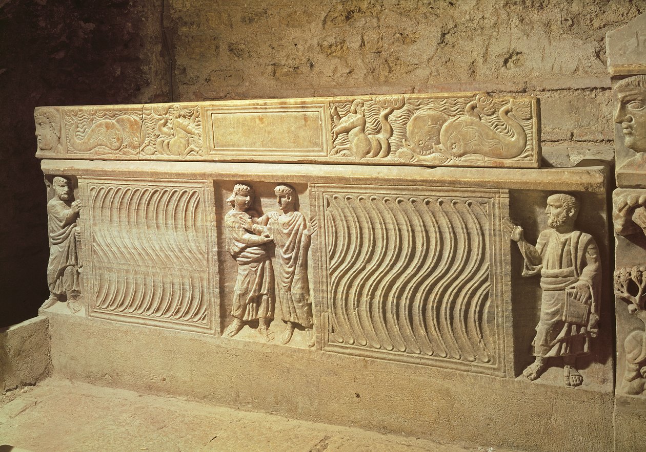 Den heliga Marcelles sarkofag i kryptan, 500-talet e.Kr. av Gallo Roman