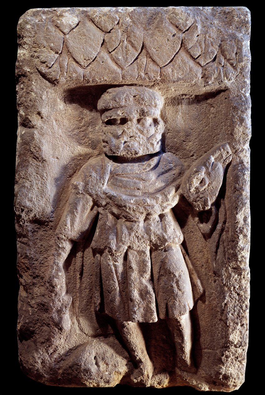 Gallo-romersk konst: tricefala diviniter eller Merkurius har tre huvuden. Relief på sten. 1:a århundradet f.Kr. - 500-talet e.Kr. Paris, Musée Carnavalet av Gallo Roman