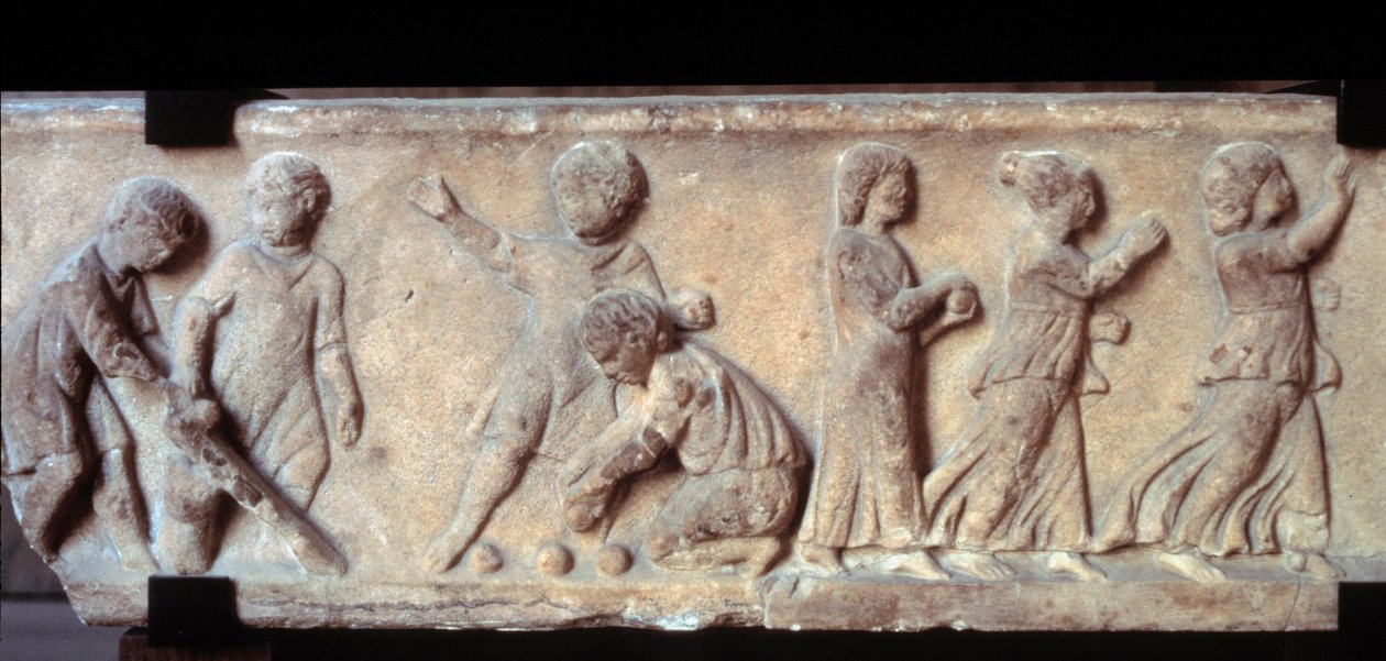 Gallo romersk konst (galloromain): marmorfris i låg relief från en sarkofag och föreställande barn som spelar boll. 2:a århundradet e.Kr. Paris, Louvren av Gallo Roman