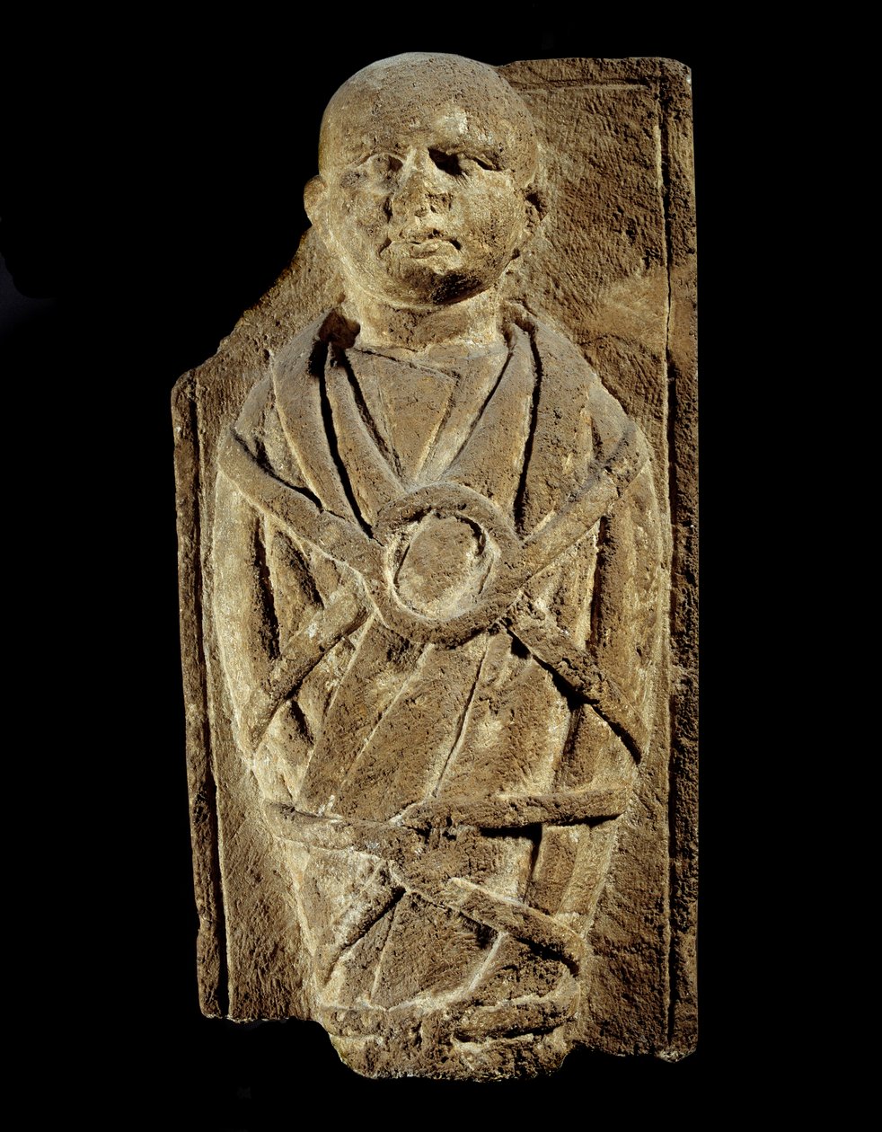 Art Gallo Romain: ex-voto som representerar ett lindat barn. Kalkstensskulptur. Saint Germain En Laye, Antikvitets museum av Gallo Roman Gallo Roman