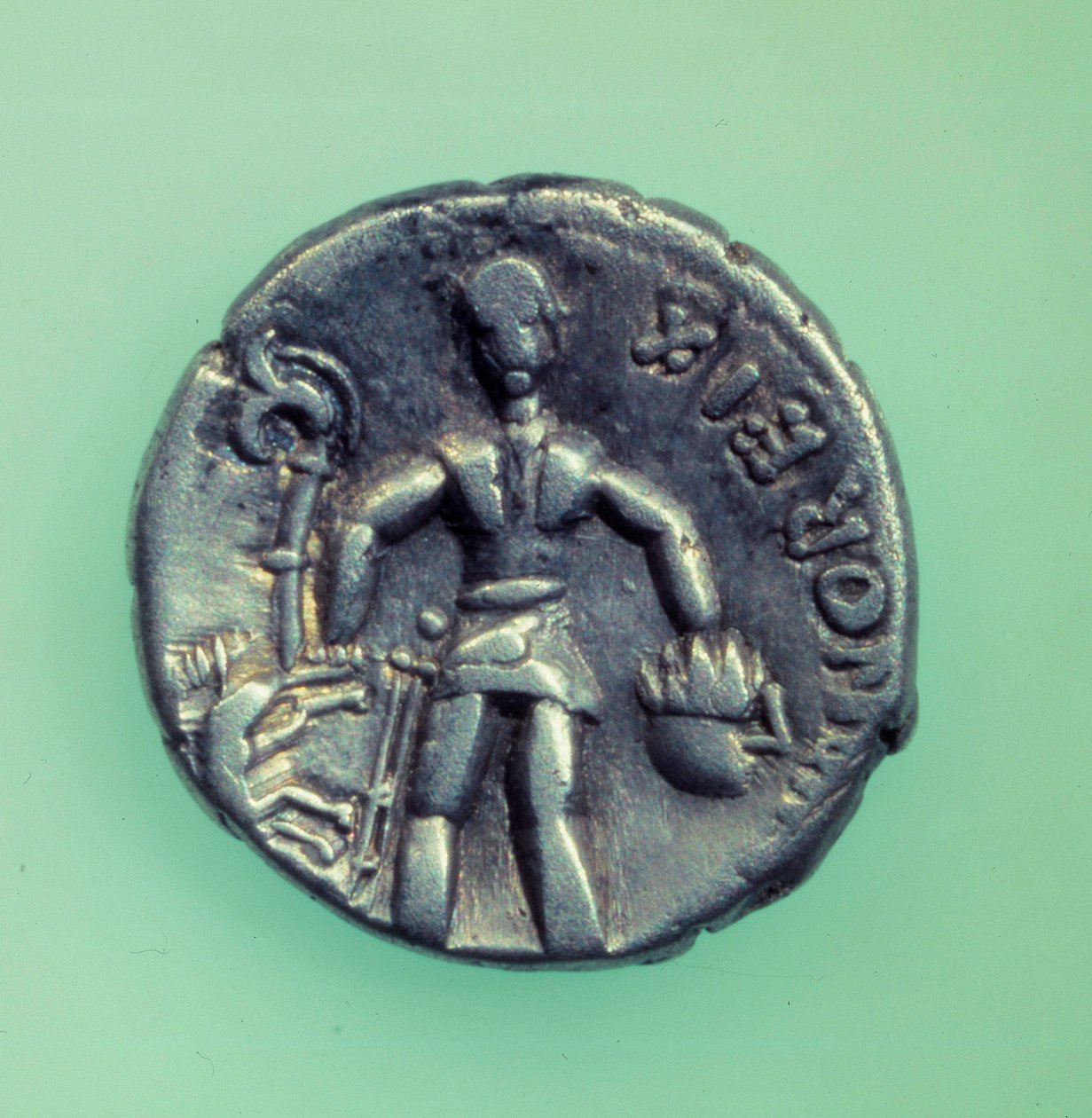 Gallisk civilisation: mynt av Eduen-folket som representerar en krigare. 1:a århundradet f.Kr. av Gaulish Gaulish