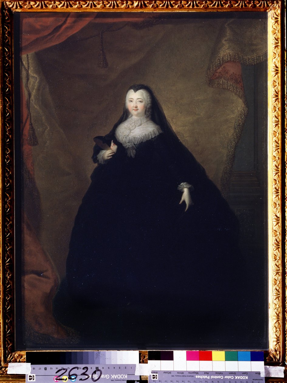 ""Porträtt av Elisabeth Petrovna (1709-1762) Rysslands kejsarinna under namnet Elisabeth I, dotter till Peter den store"" Hon är förklädd, håller en mask i handen. Målning av Georg-Christoph (Georg Christoph) Grooth (1716-1749) 1748 State Tretyakov G av Georg Christoph Grooth