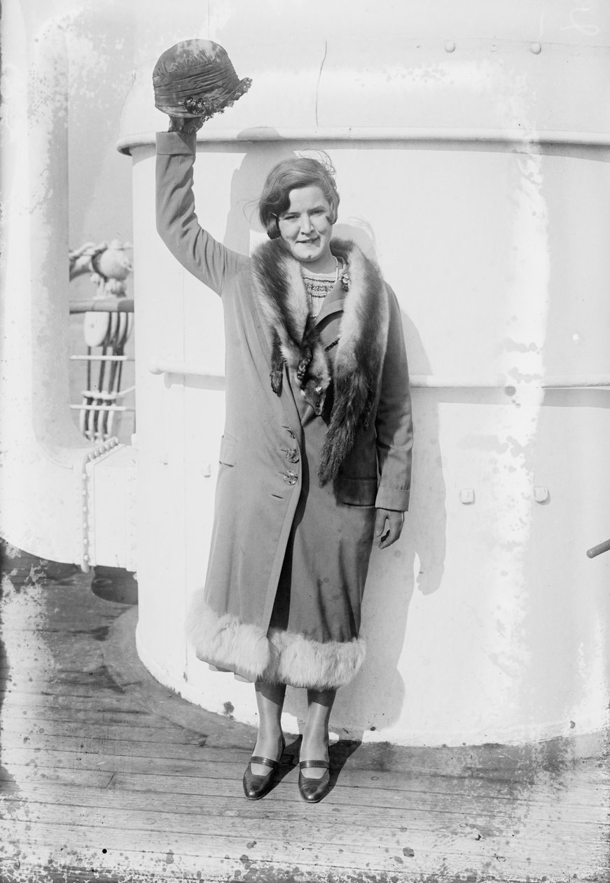 Gertrude Ederle återvänder hem till New York efter att ha simmat på kanalen 1926 av George Grantham Bain