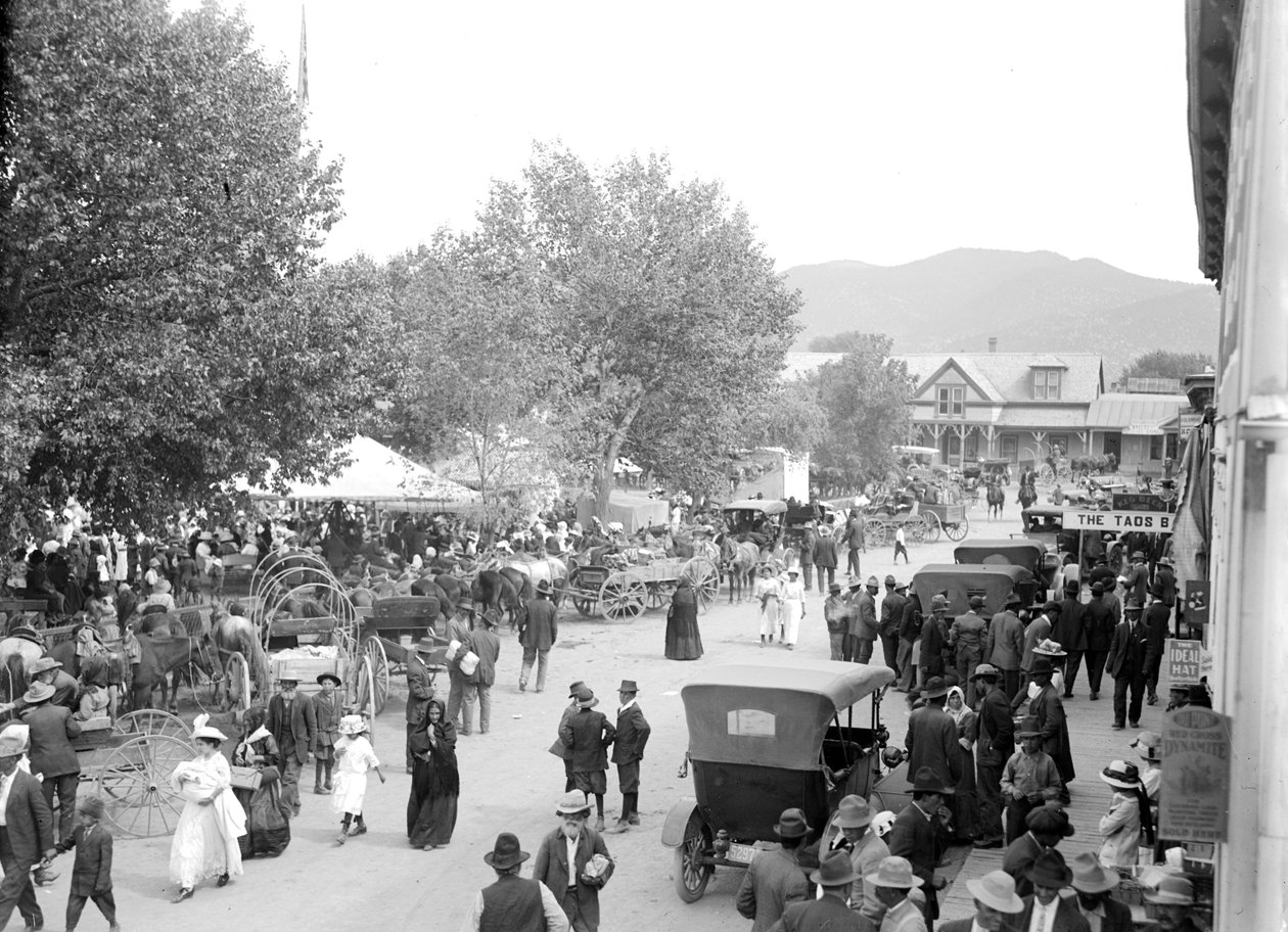 Taos, ca 1900-10 av George Lytle Beam