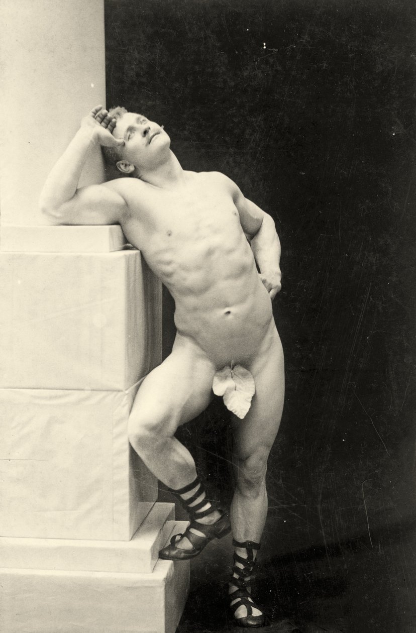 Eugen Sandow, i klassisk antik grekisk-romersk pose, c.1894 av George Steckel