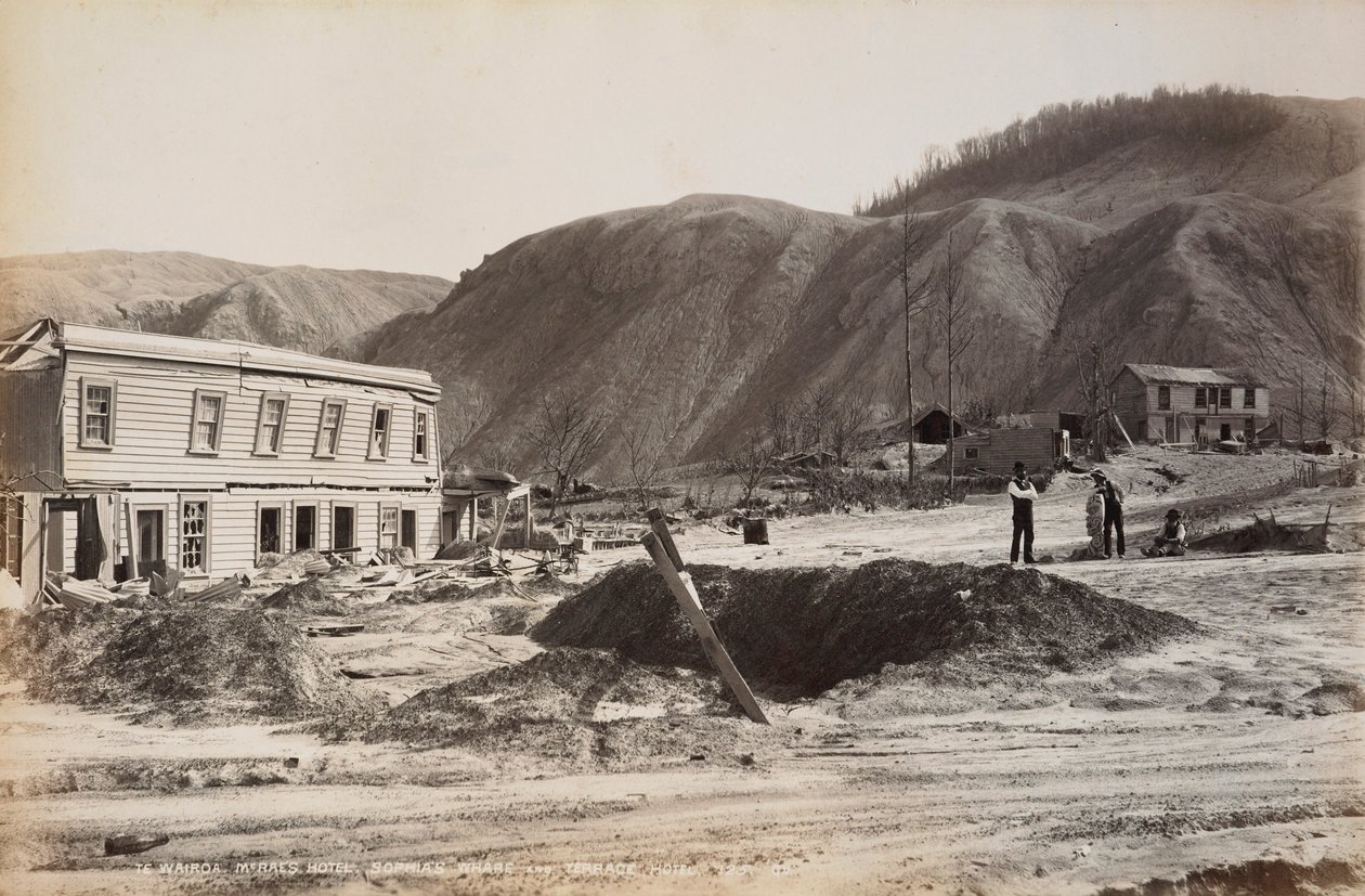 Wairoa, McRaes Hotel, Sophias House och Terrace Hotel av George Dobson Valentine
