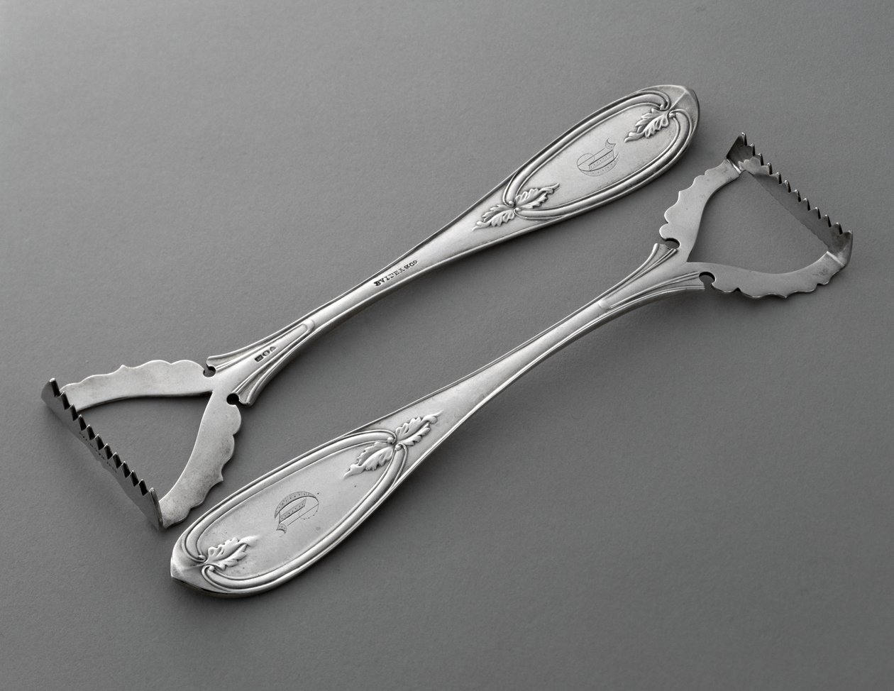 Majsskrapor, c. 1863 (silver) av George B. Sharp