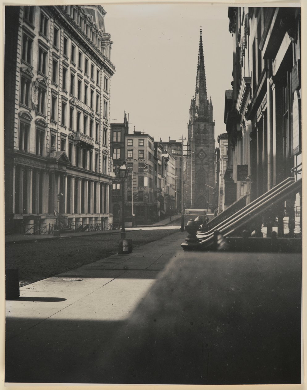 Wall Street, Manhattan (silvergelatintryck) av George Bradford Brainerd