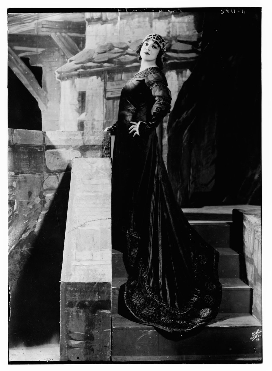 Rosa Ponselle i "William Tell" (s/v foto) av George Grantham   Bain News Service Bain