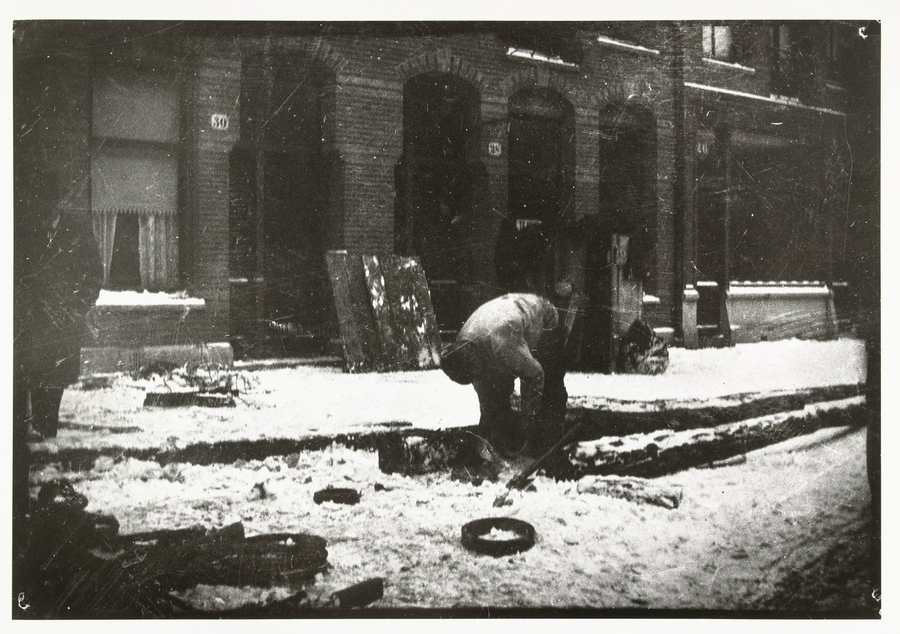 Byggnadsarbetare på jobbet i snön i Amsterdam av George Hendrik Breitner