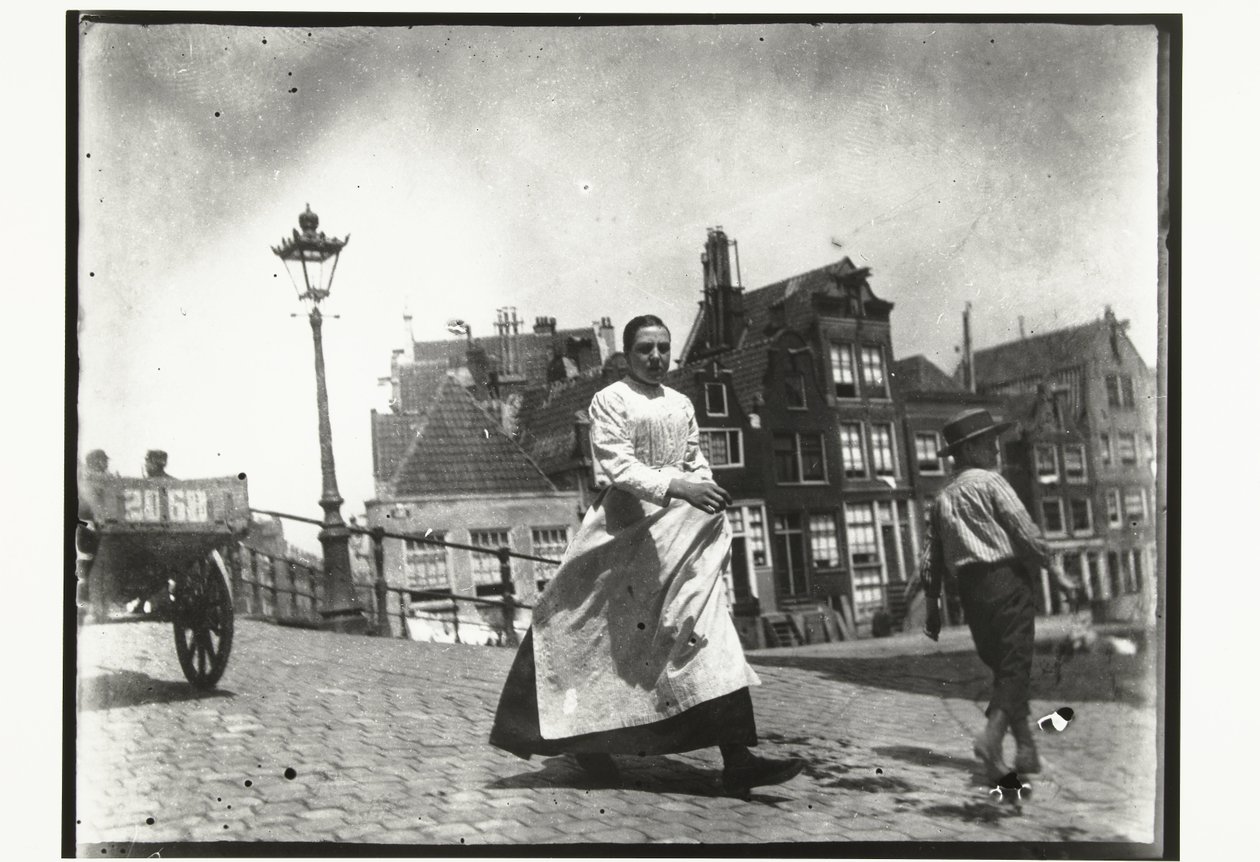 Gatuvy vid korsningen Lindengracht Lijnbaansgracht i Amsterdam av George Hendrik Breitner
