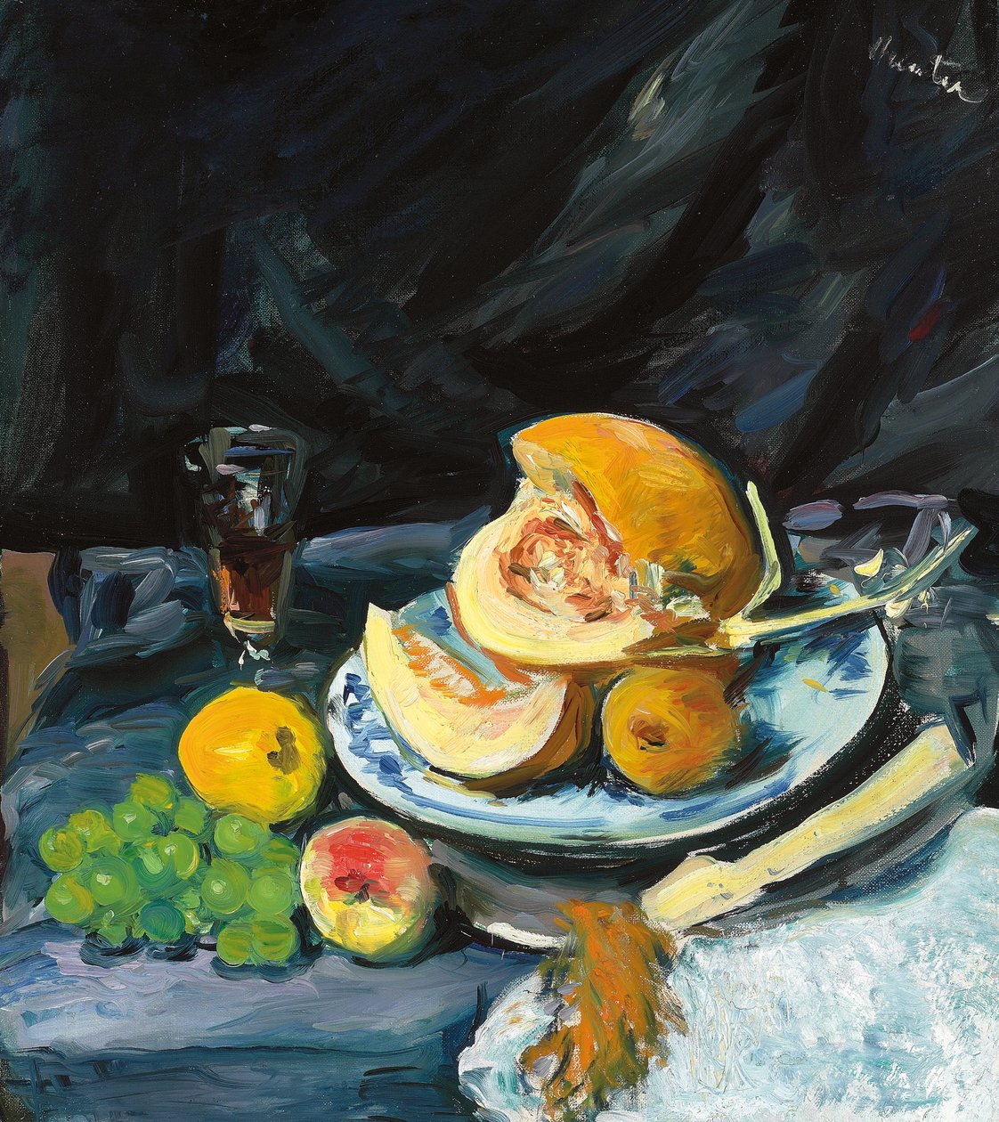Stilleben med skuren melon, glas och fläkt, ca. 1920 av George Leslie Hunter