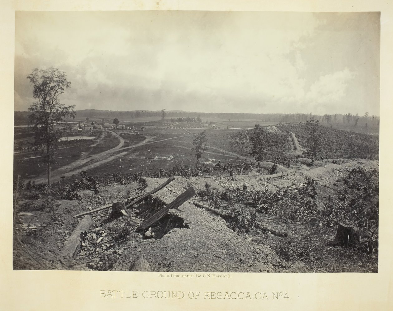 Battle Ground of Resacca, GA, nr 4, 1866. av George N. Barnard