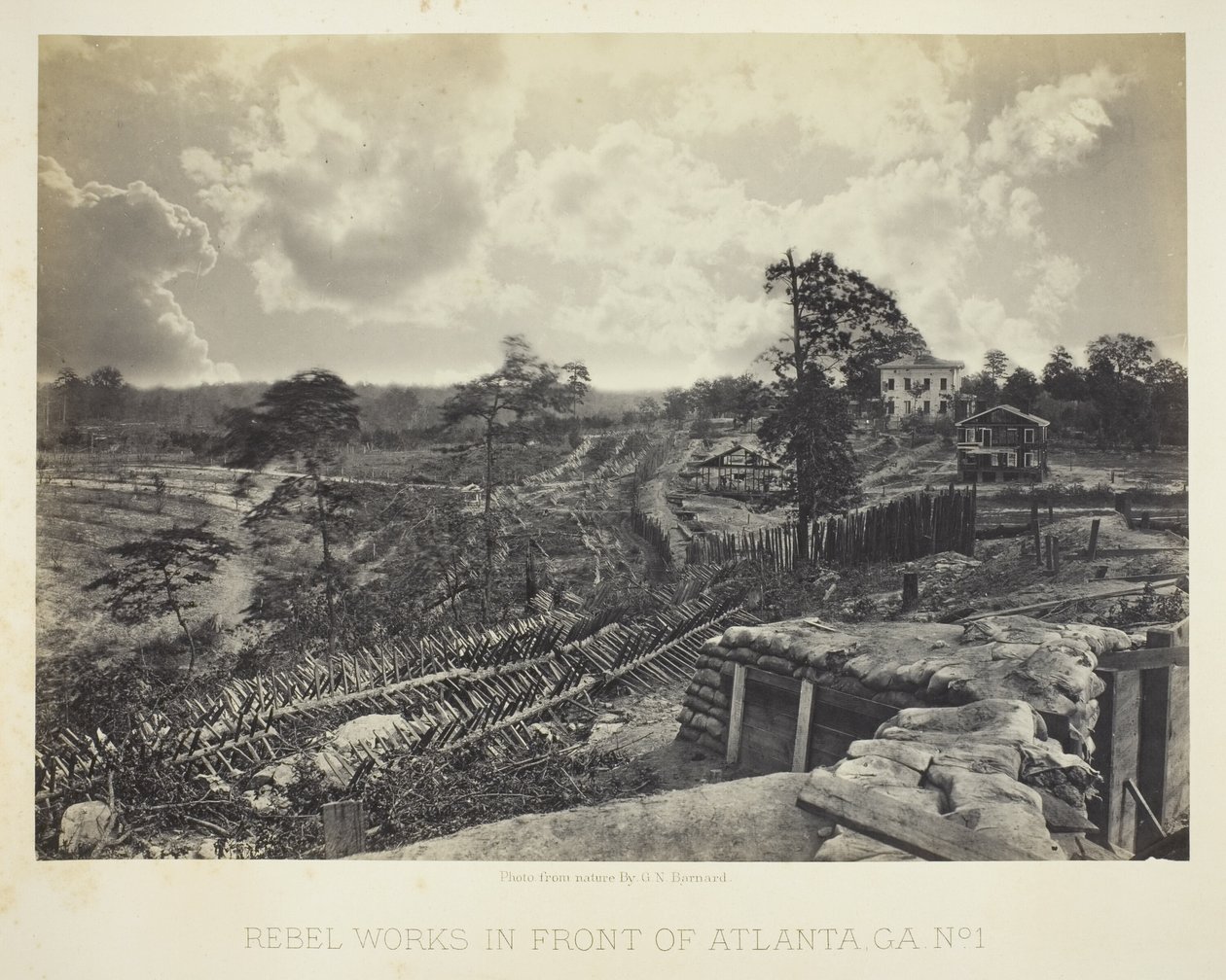 Rebellarbeten framför Atlanta, GA, nr 1 av George N. Barnard