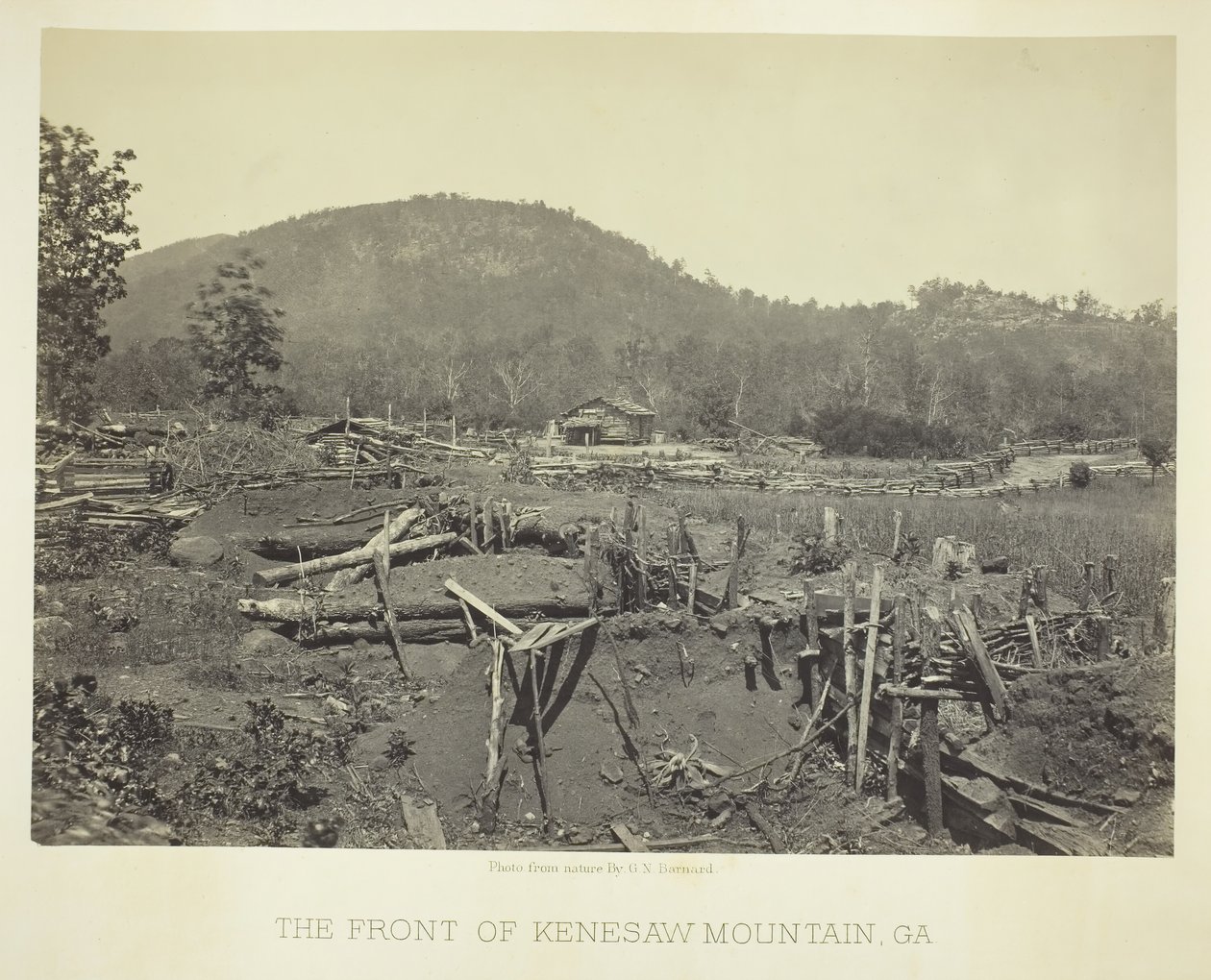 Fronten av Kenesaw Mountain, GA, 1866. av George N. Barnard