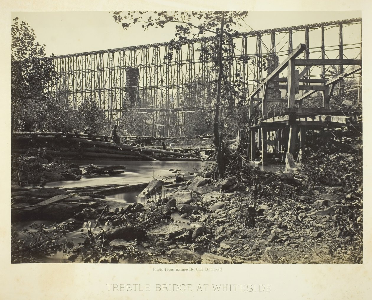 Trestle Bridge vid Whiteside, 1864. av George N. Barnard