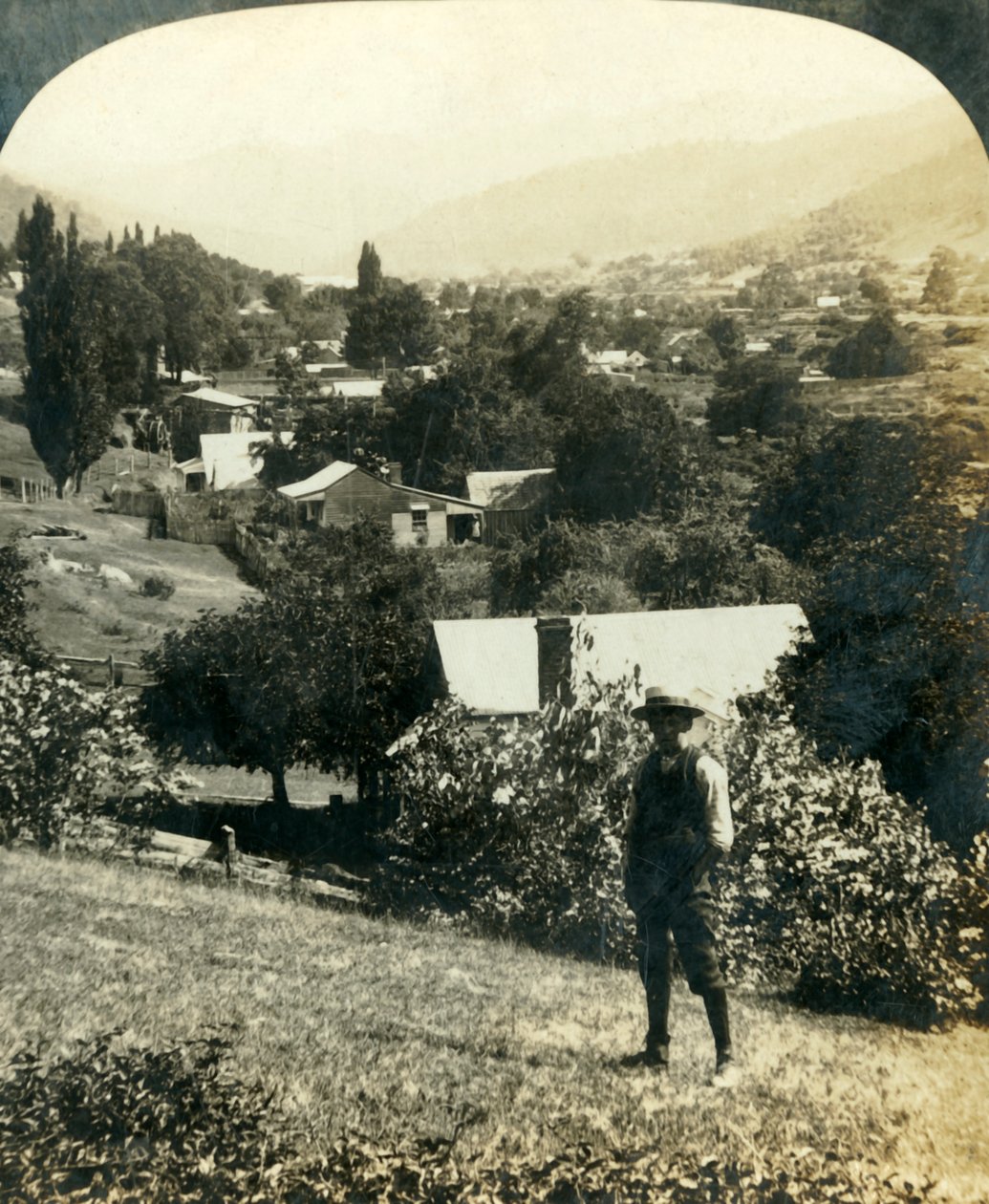 Fågelperspektiv över Wandiligong, Victoria, Australien, c1909. av George Rose