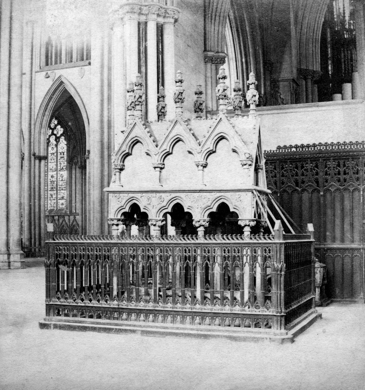 Monument över Walter de Grey, York Minster, York, North Yorkshire, tidigt 1900-tal. av George Washington Wilson