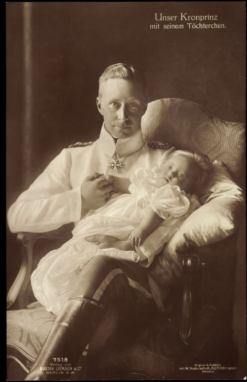 Kronprins Friedrich Wilhelm med dotter, Liersch 7518 av German Photographer