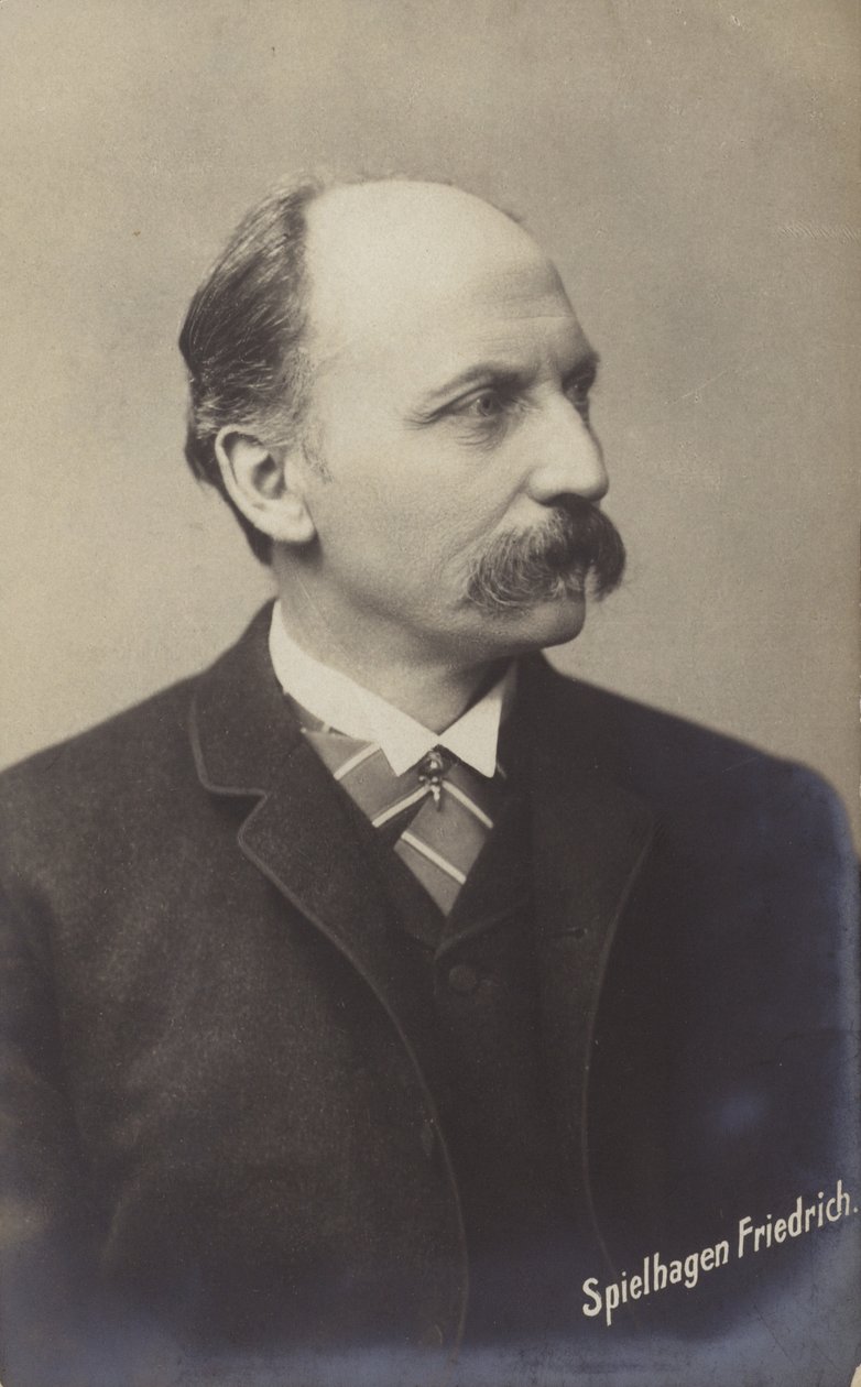 Friedrich Spielhagen (1829-1911), tysk romanförfattare och översättare (svartvitt foto) av German Photographer