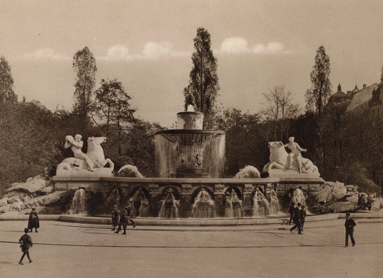 Munchen / München: Wittelsbacher Brunnen (svartvitt foto) av German Photographer