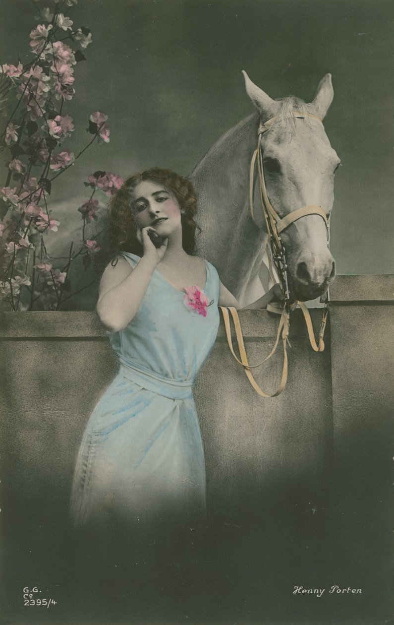 Vykort av den tyska filmstjärnan Henny Porten, skickat 1913 (handkolorerat foto) av German Photographer