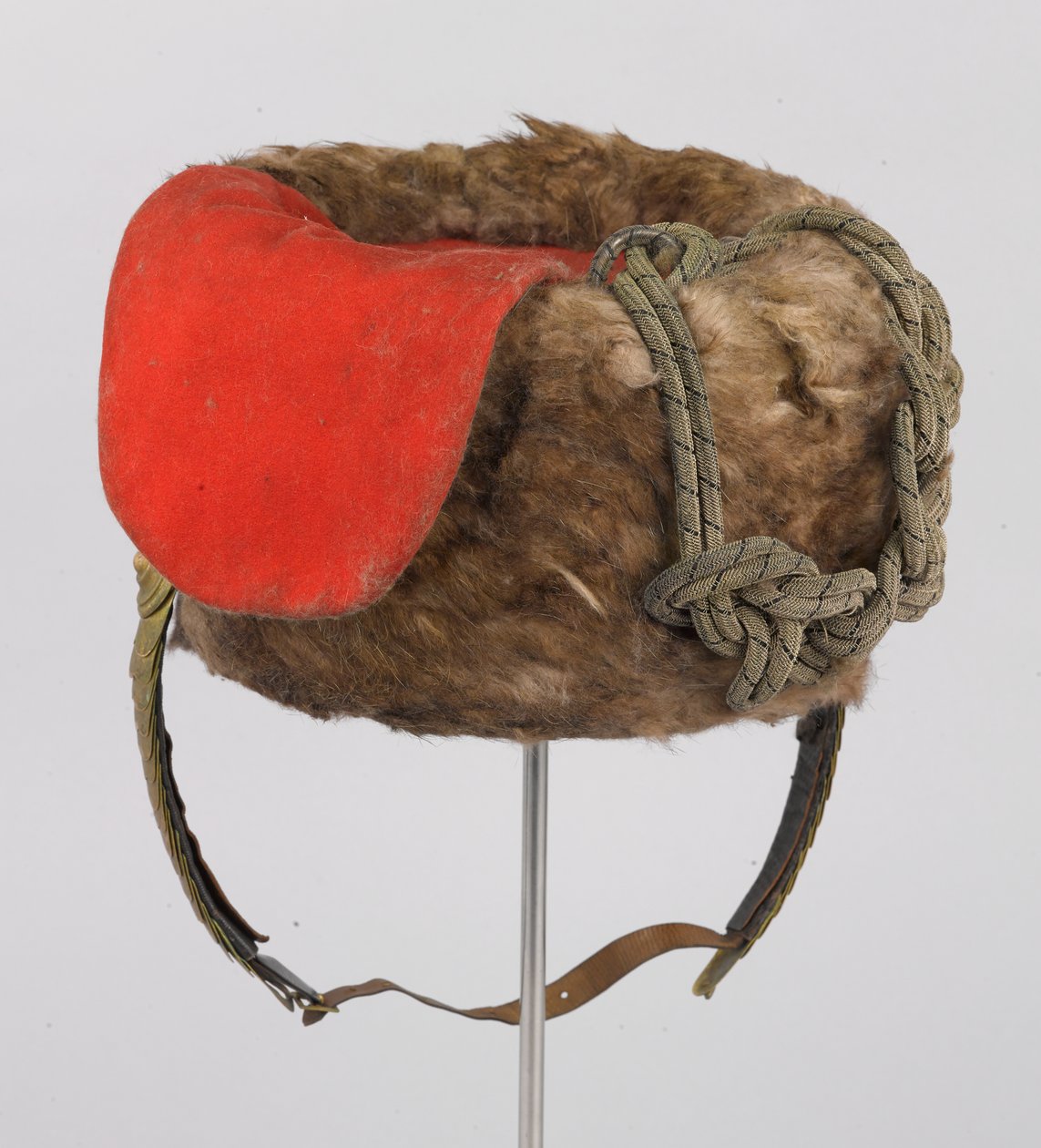 Busby, HKH Hertigen av Connaught, 3:e Zieten Hussars, tyska armén, före 1914. (busby) av German School
