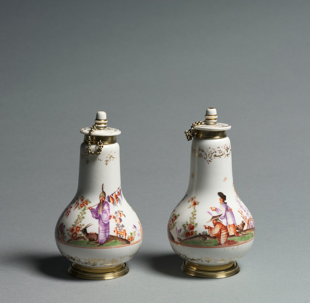 Täckt kolv, tillverkare Meissen Porslinsfabrik, Tyskland, ca 1720-1723 av German School