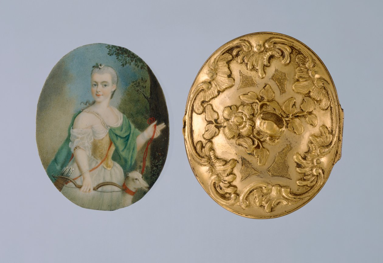 Medaljong med miniatyr av Wilhelmine som Diana, mitten av 1700-talet (förgylld mässing, elfenben och glas) av German School
