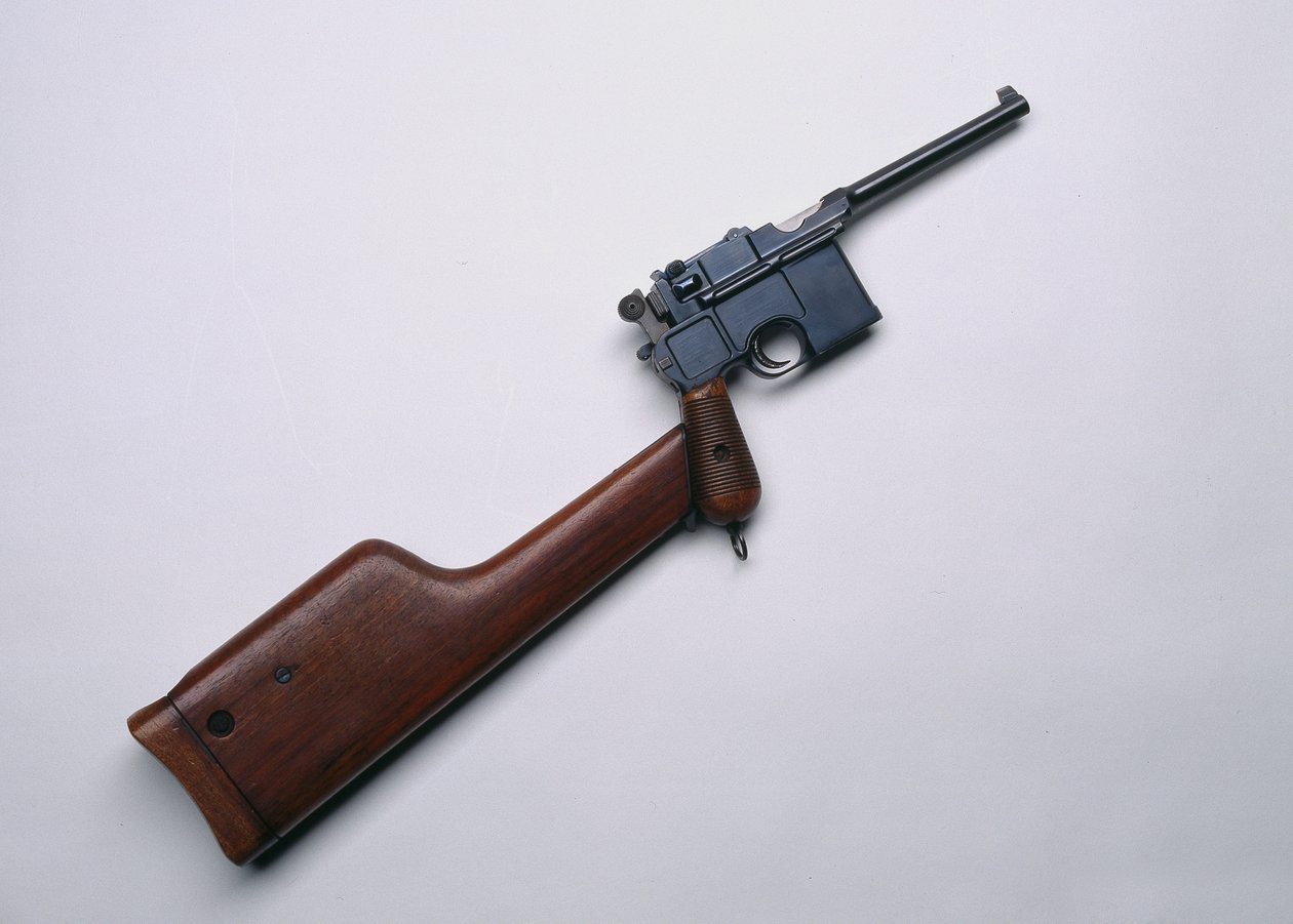 Mauser självladdande 7,63 mm pistol M1896,1898 ca. av German School