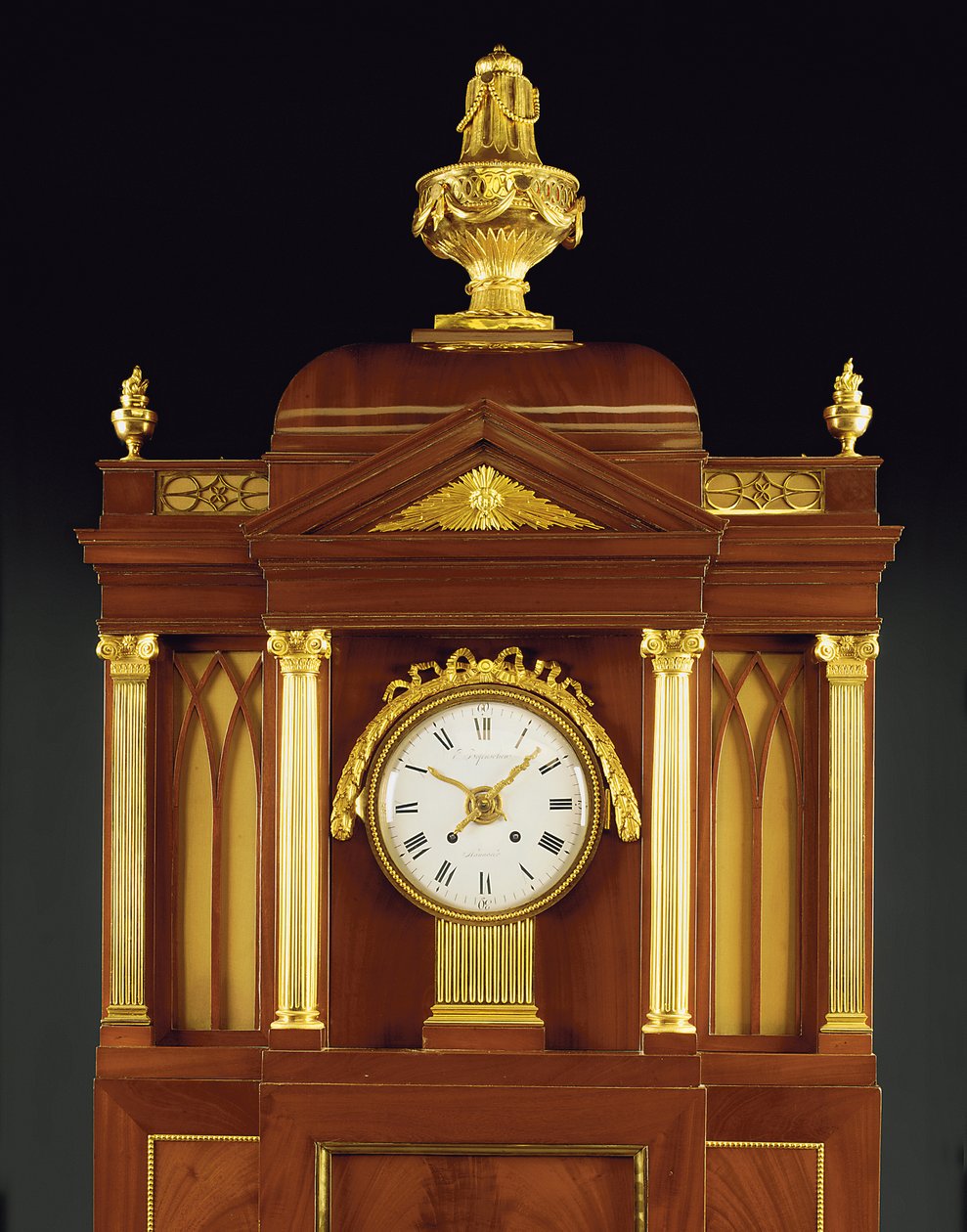 Musikalisk orgelklocka, sent 1700-tal (ormolu & mässingsmonterad mahogny) av German School