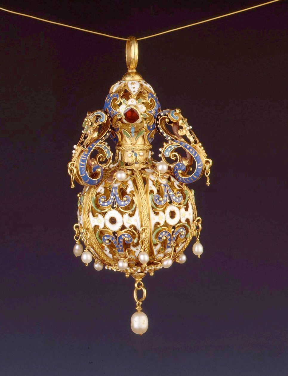 Pomander, ca 1600 (guld & cloisonne emalj) av German School