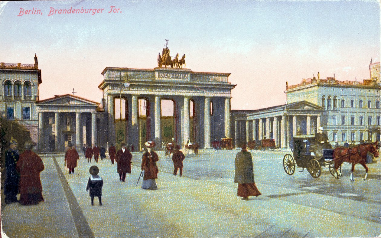 Vykort föreställande Brandenburger Tor i Berlin, före 1914 (färgat foto) av German School