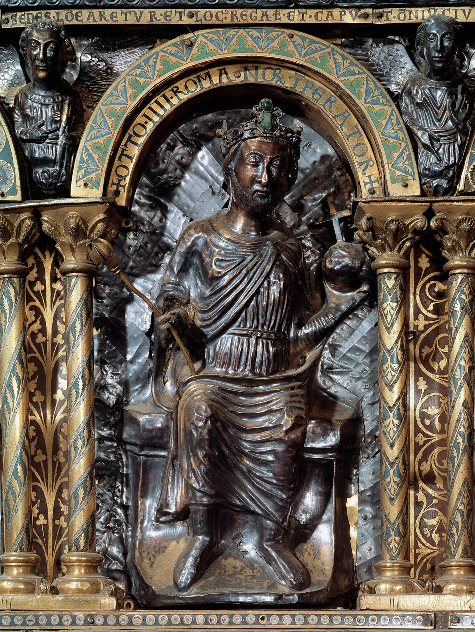 Sarkofag av Karl den Store (742-814). Representation av kejsar Othon IV av Brunswick (v. 1175-1218). 1165-1215. Tyskland. Palatinska kapellet i katedralen i Aachen. av German School