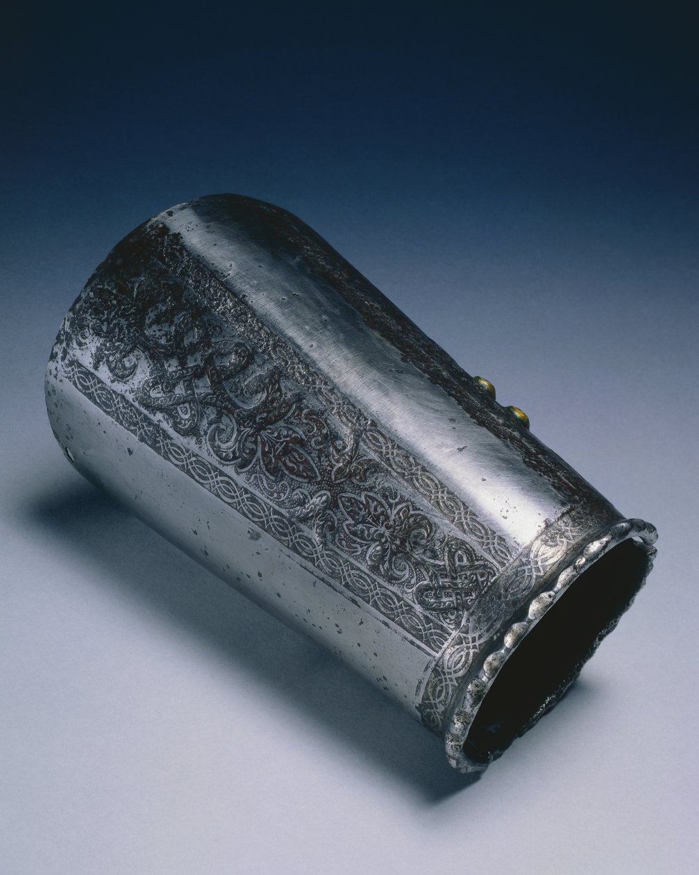 Vambrace, ca 1560 (stål) av German School