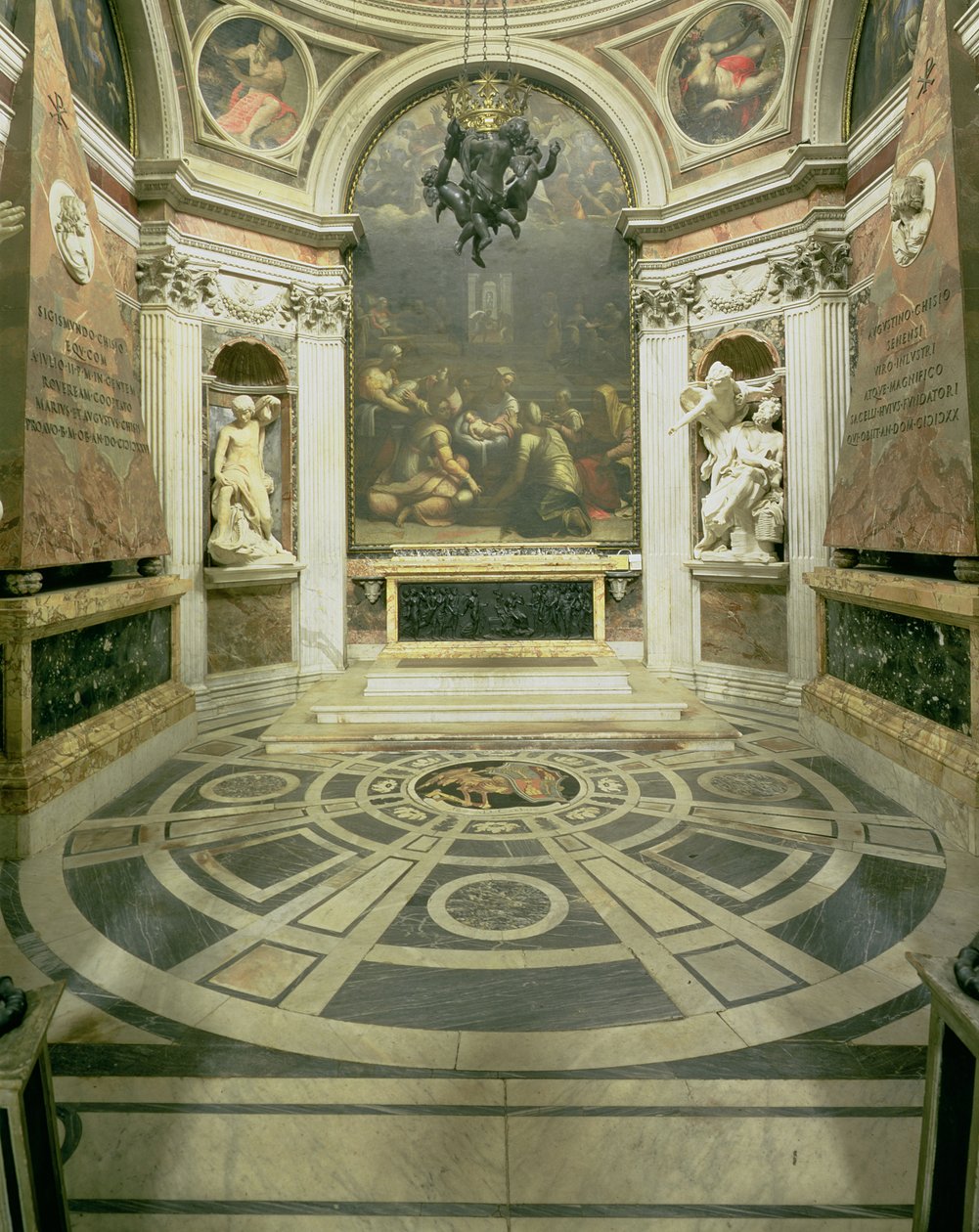 Interiörvy av det åttkantiga Chigi-kapellet, påbörjat av Raphael 1513 och färdigställt efter 1652 av Bernini av Gian Lorenzo Bernini
