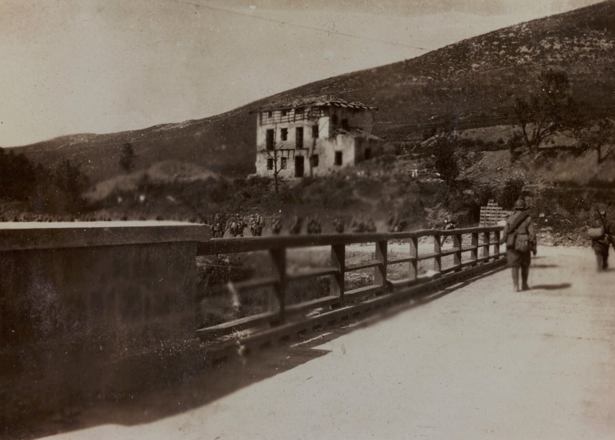 Album "Pictures of War II": Italienska soldater i Val Chiusone till Podsenica, 09/1917 (s/v foto) av Gigliucci Gigliucci