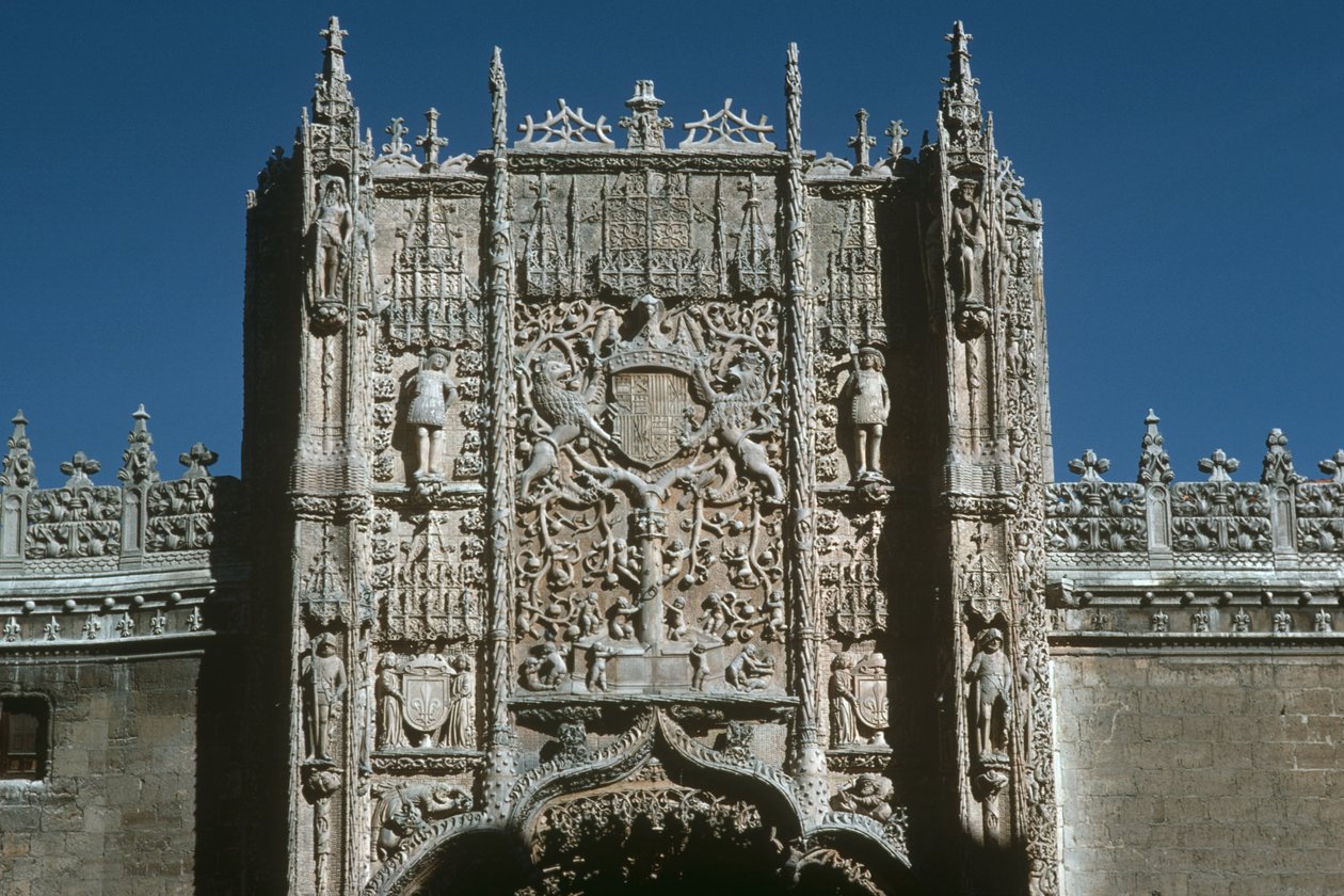 Entréfasad (National Museum of Religious Sculpture) byggd 1488-96 av Gil de Siloe