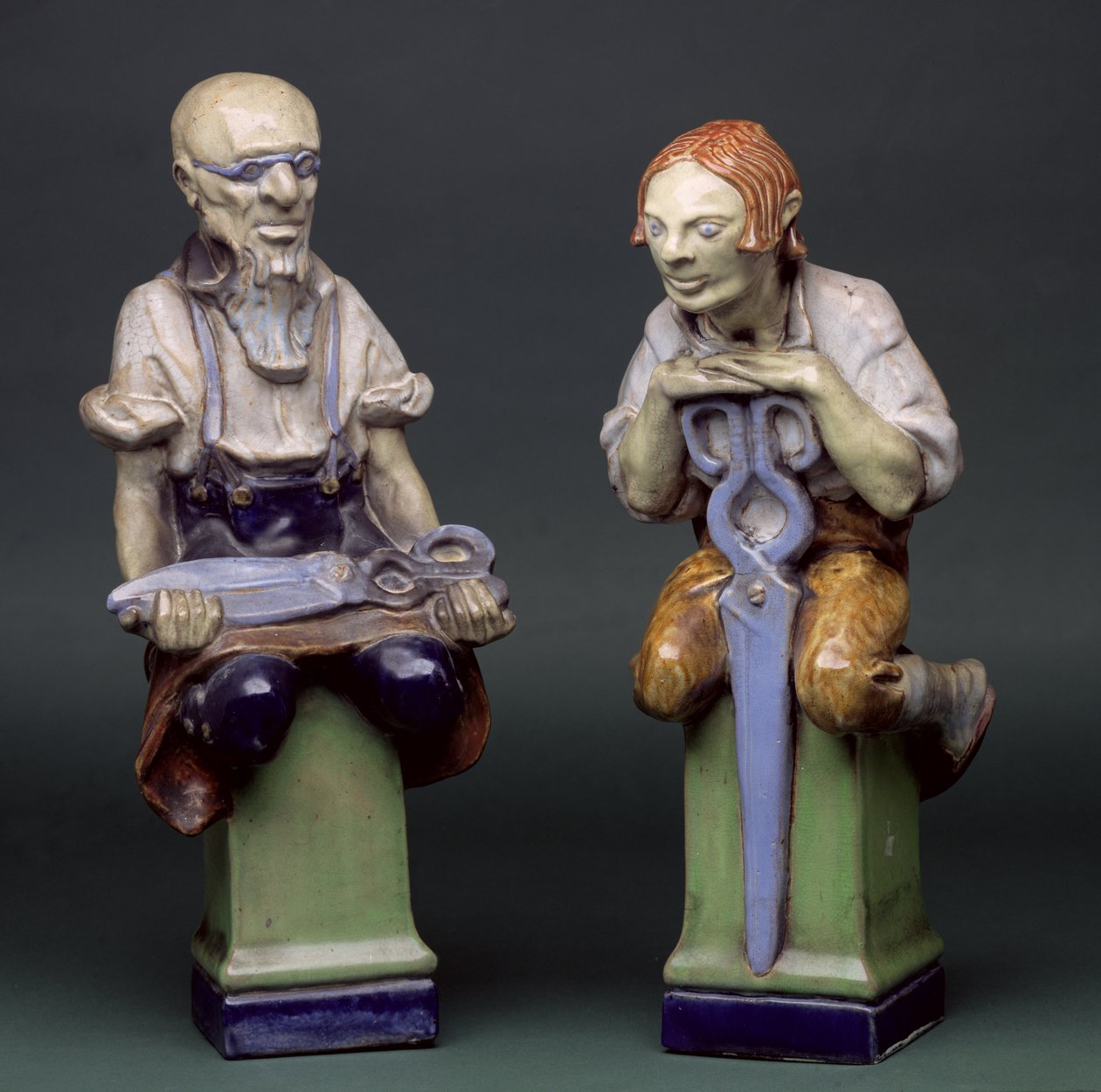 De två skräddarna - mästare och lärling, Doulton av Gilbert Bayes