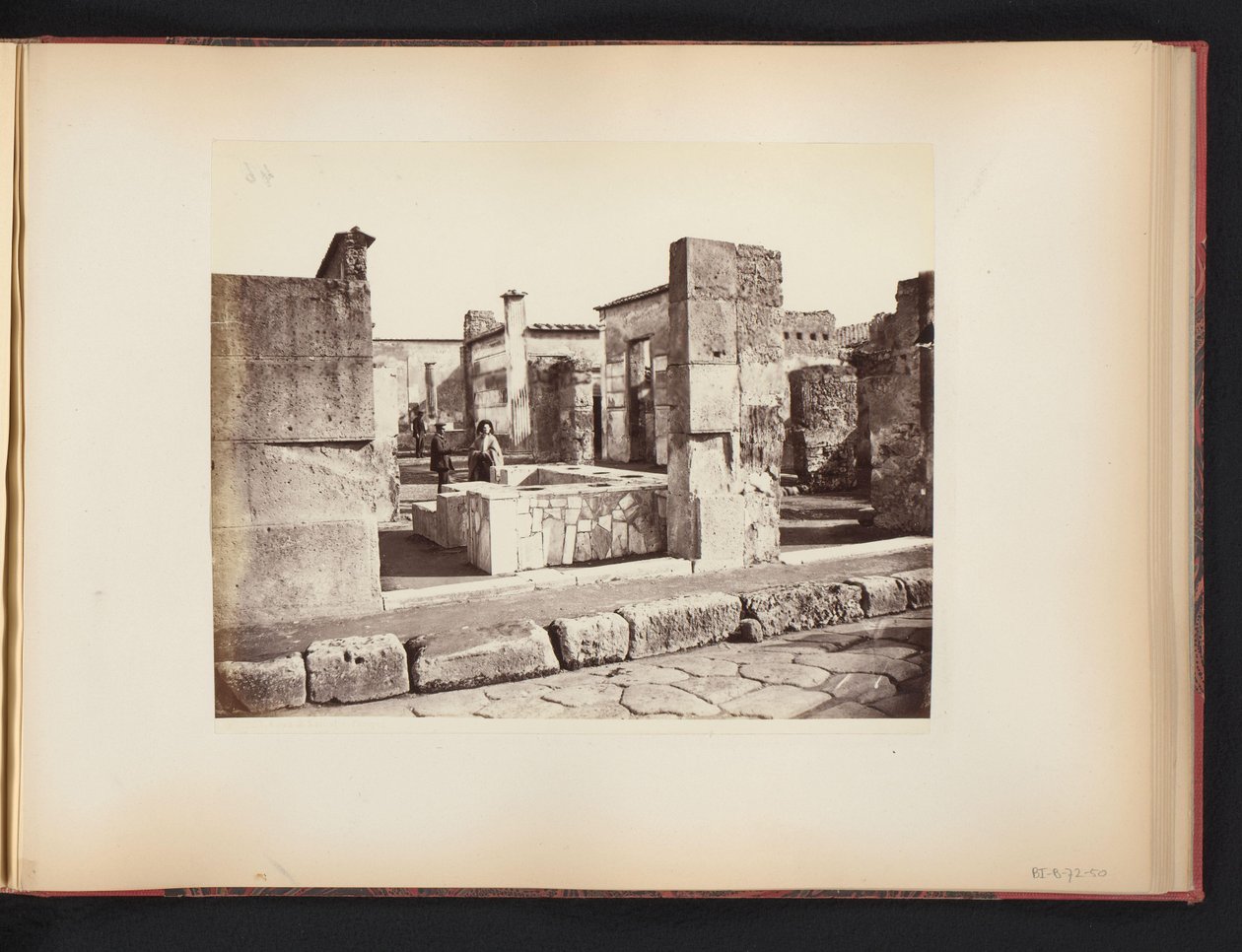 Vy över ruinerna av Casa di Salustio i Pompeji, Italien Casa di Salustio Pompei (titel på objekt) av Giorgio Sommer