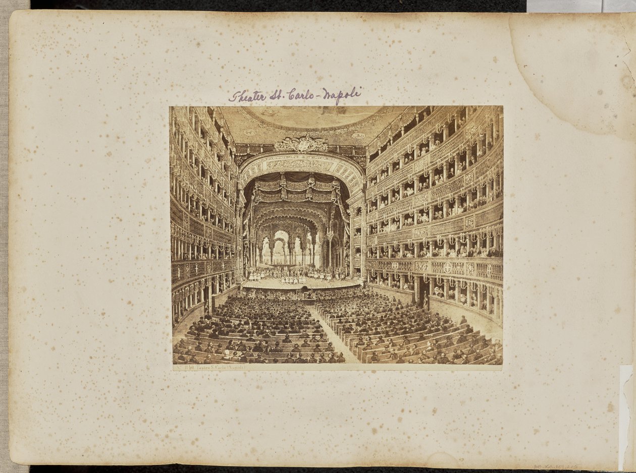 Teatro S. Carlo (Neapel) av Giorgio Sommer