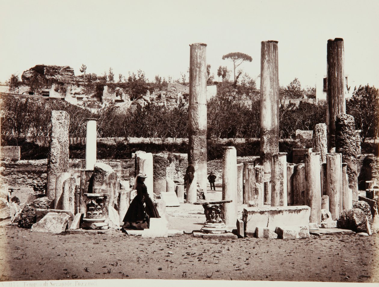 Serapis-templet i Pozzuoli, Neapel av Giorgio Sommer