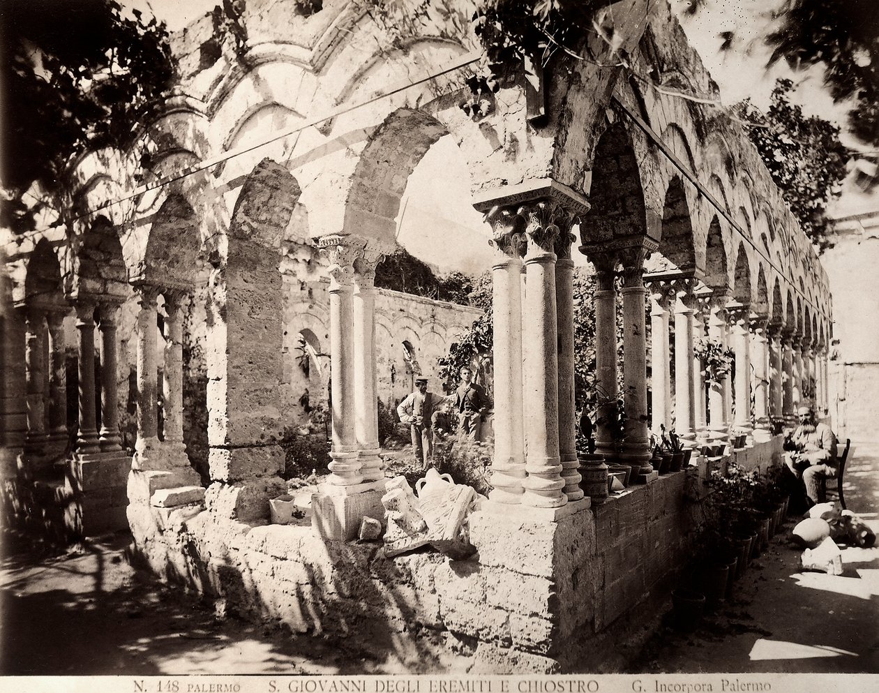 Klostret i kyrkan San Giovanni degli Eremiti i Palermo av Giuseppe Incorpora