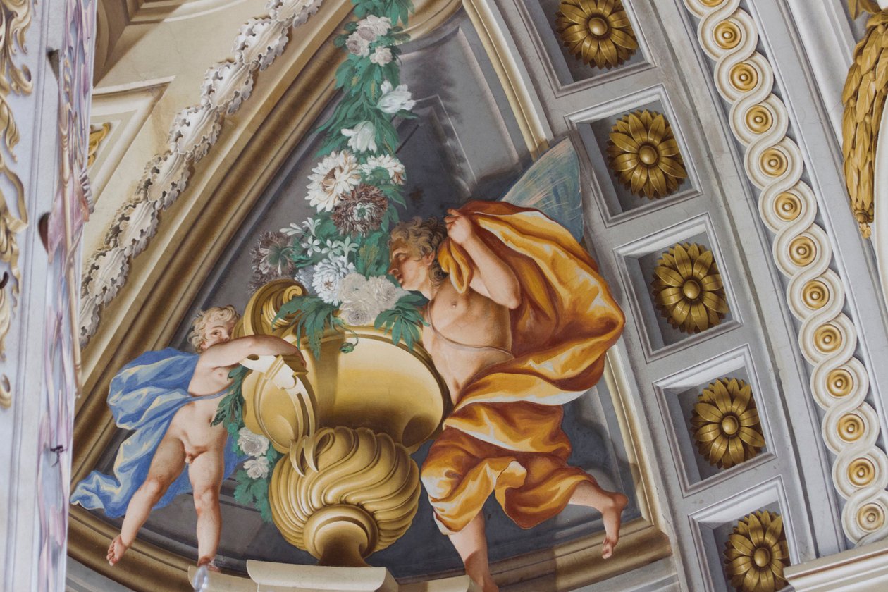 Bevingade efeber, central hall med fresker av Domenico och Giuseppe Valeriani, Jaktresidens, av Filippo Juvarra (1678-1736), Stupinigi, Piemonte, Italien av Giuseppe and Valeriani Domenico Valeriani