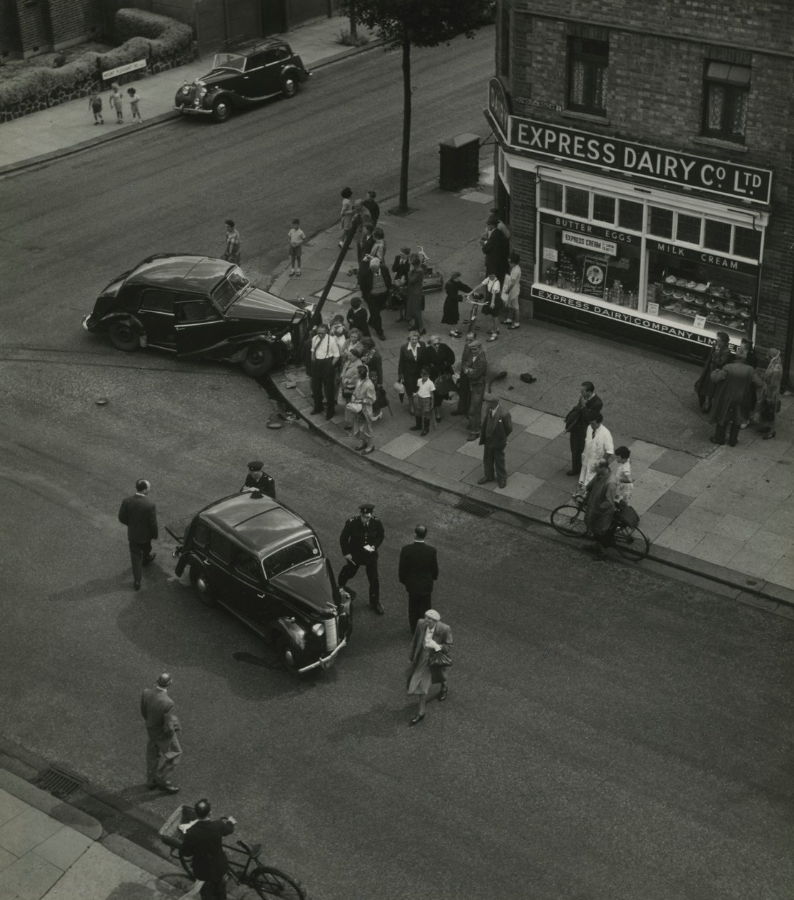 Gatuscen i Sidmouth Road i norra London av Godfrey Macdominic
